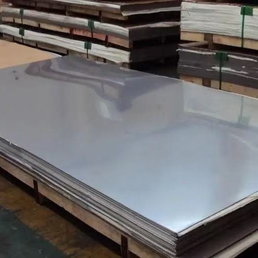 Auksti velmēta nerūsējošā tērauda plāksne